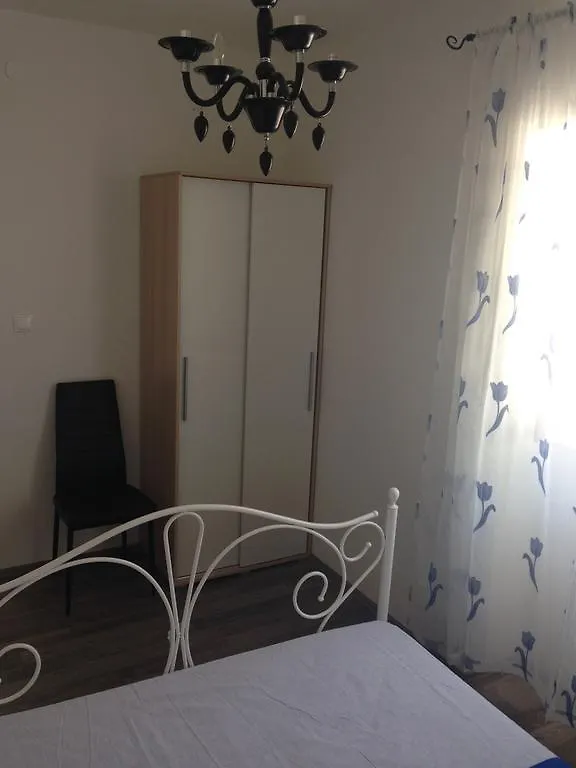 Villa Pistan Murvica  0*, Murvica (Policnik)