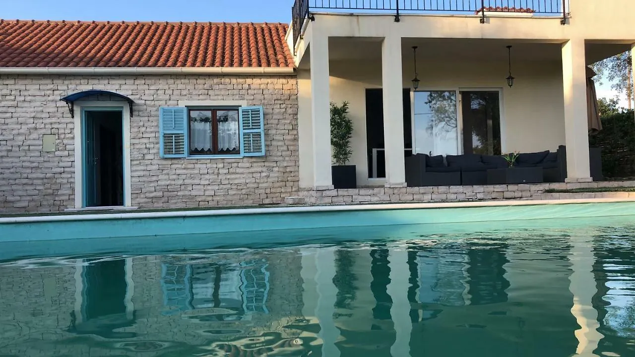 Villa Pistan Murvica   Murvica (Policnik)